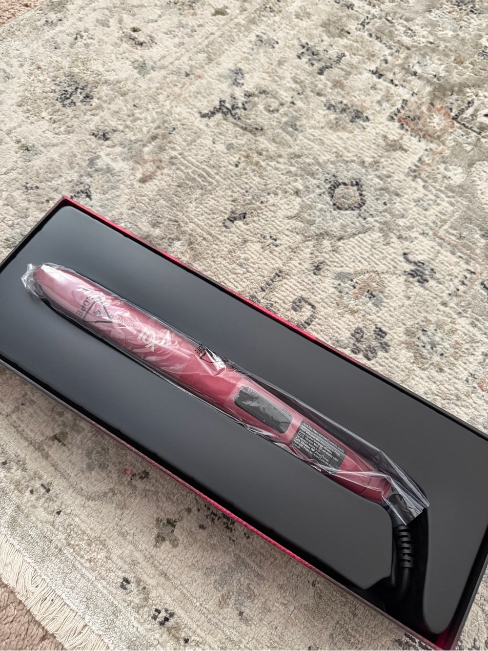 Bio ionic velvet rouge 10x Hair Straightener - Picture 3 of 4